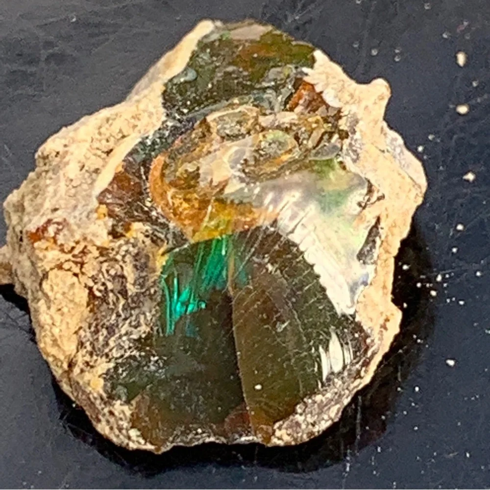 Dark Welo 6.60Ct Very Rare Ethiopian Dark Base Welo Opal Rough